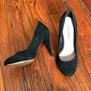 Steve Madden black heals